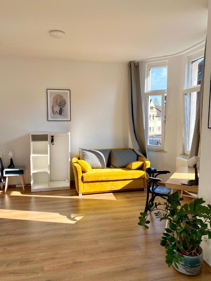 2 Rooms, Free Parking, 25 Min To Duesseldorf, 150 Mbps Wlan Duisburg Exterior photo